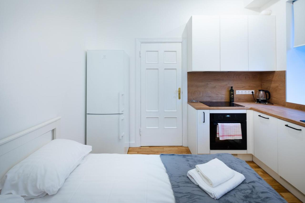 Brivibas House Design Apartments In City Center Riga Exterior foto